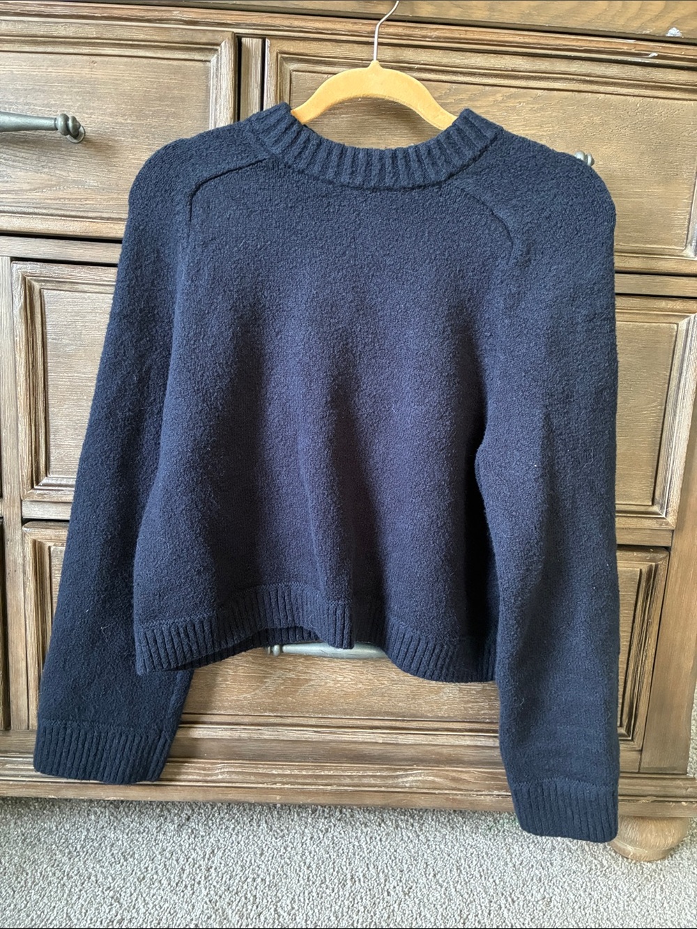 lululemon athletica Navy Crewneck Relaxed Knit Sweater; Part wool blend